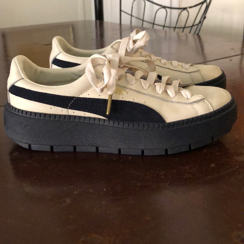 PUMA Leather Platform Sneakers NWOT